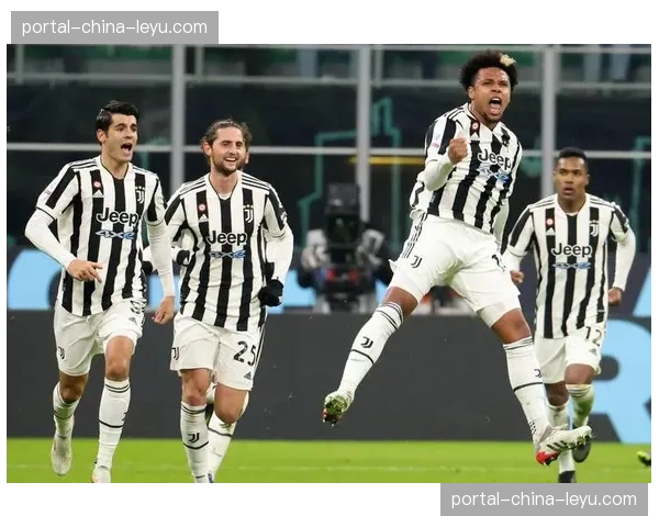 传闻:狼堡后卫拉克鲁瓦成为AC米兰与尤文图斯夏季引援目标 传闻:狼堡后卫拉克鲁瓦成为AC米兰与尤文图斯夏季引援目标